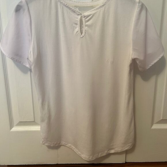 White Carreli blouse in size small with partial lace front - Picture 4 of 5